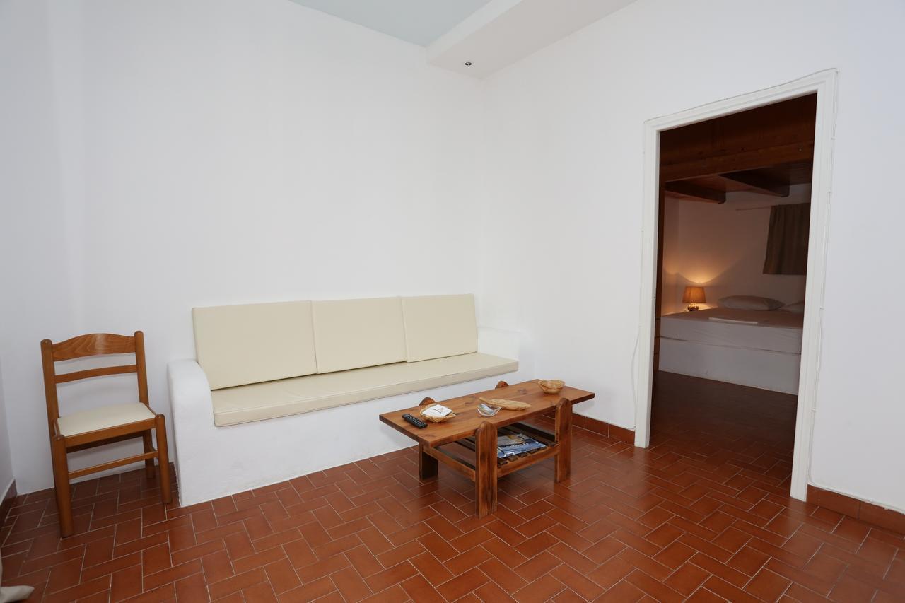 Romanos  Artemis Suites מראה חיצוני תמונה
