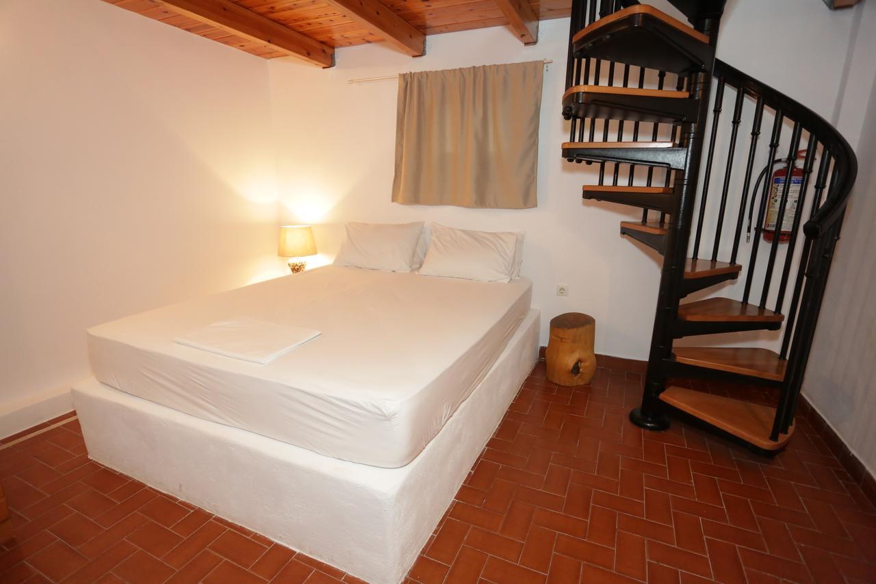 Romanos  Artemis Suites מראה חיצוני תמונה
