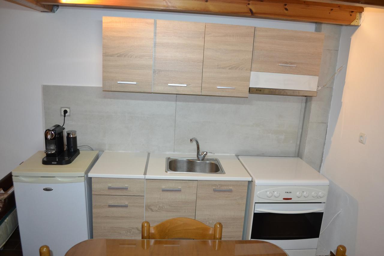 Romanos  Artemis Suites מראה חיצוני תמונה