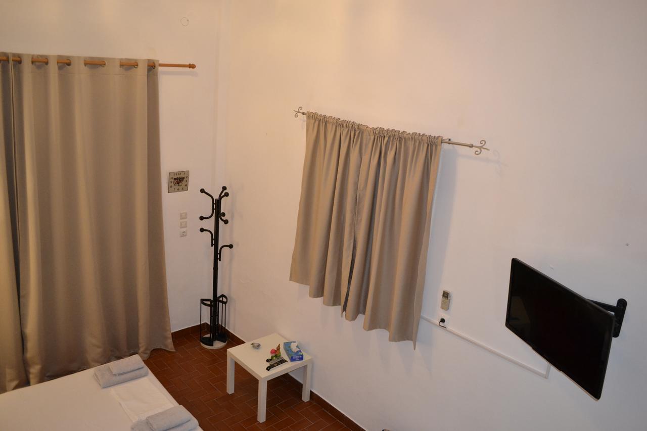 Romanos  Artemis Suites מראה חיצוני תמונה