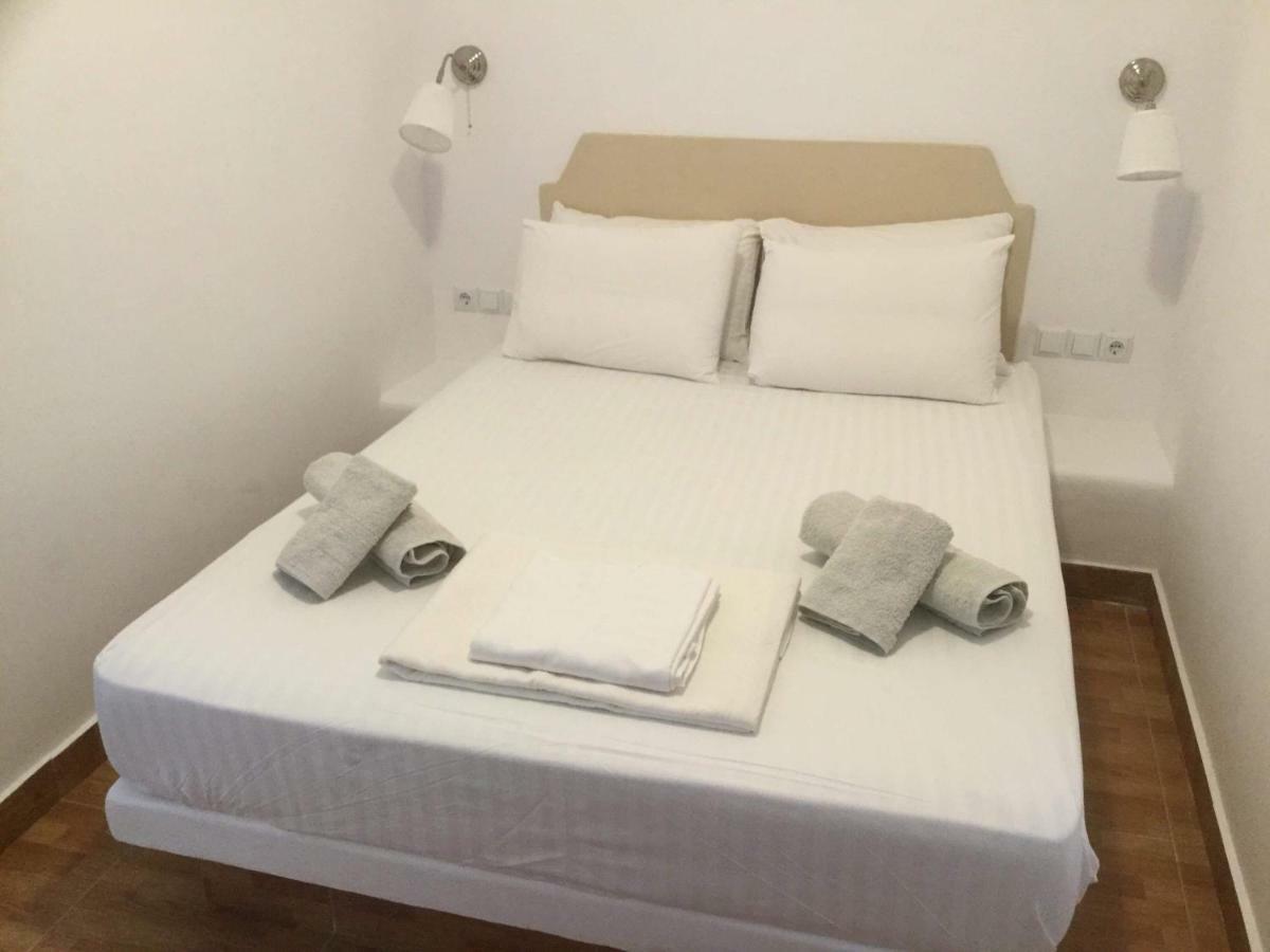 Romanos  Artemis Suites מראה חיצוני תמונה